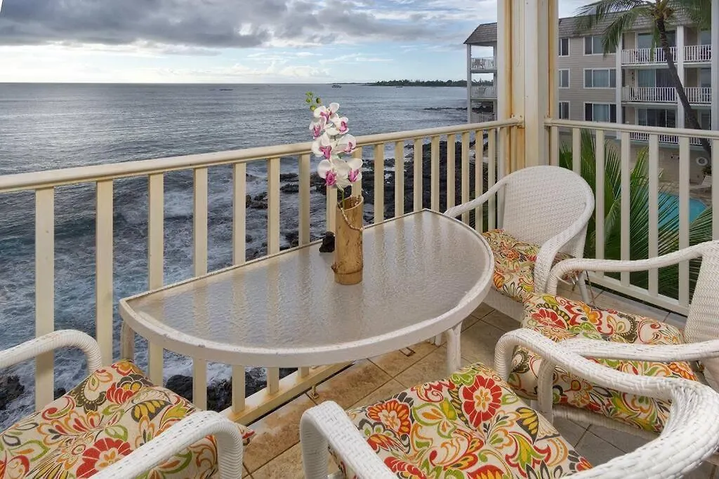 Beautiful Oceanfront Condo! - Hale Kona Kai 303 Kailua-Kona Feriehus